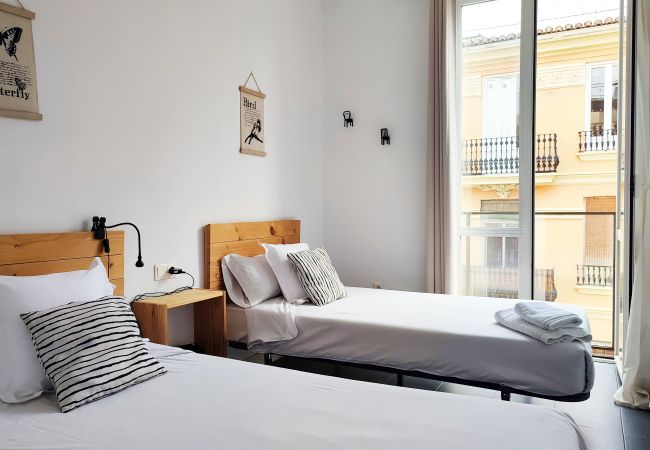 Apartamento en Valencia - Flats Friends Torres Quart 2 dormitorios con terraza Apartamento en Valencia - Flats Friends Torres Quart 2 dormitorios con terraza
