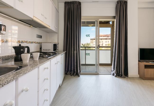 Estudio en Benidorm - Flats Friends Atlantida Estudio Lateral Estudio en Benidorm - Flats Friends Atlantida Estudio Lateral