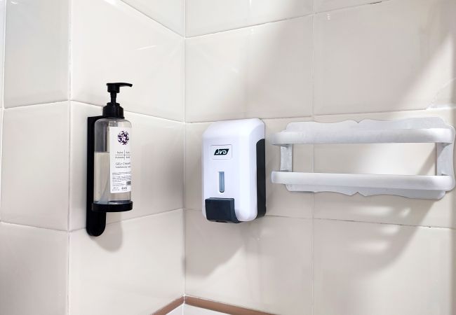 Alquiler por habitaciones en Valencia - Plaza de la Reina habitación twin con vistas Alquiler por habitaciones en Valencia - Plaza de la Reina habitación twin con vistas