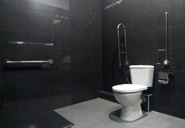 Alquiler por habitaciones en Valencia - Plaza de la Reina habitación doble queen con vistas Alquiler por habitaciones en Valencia - Plaza de la Reina habitación doble queen con vistas