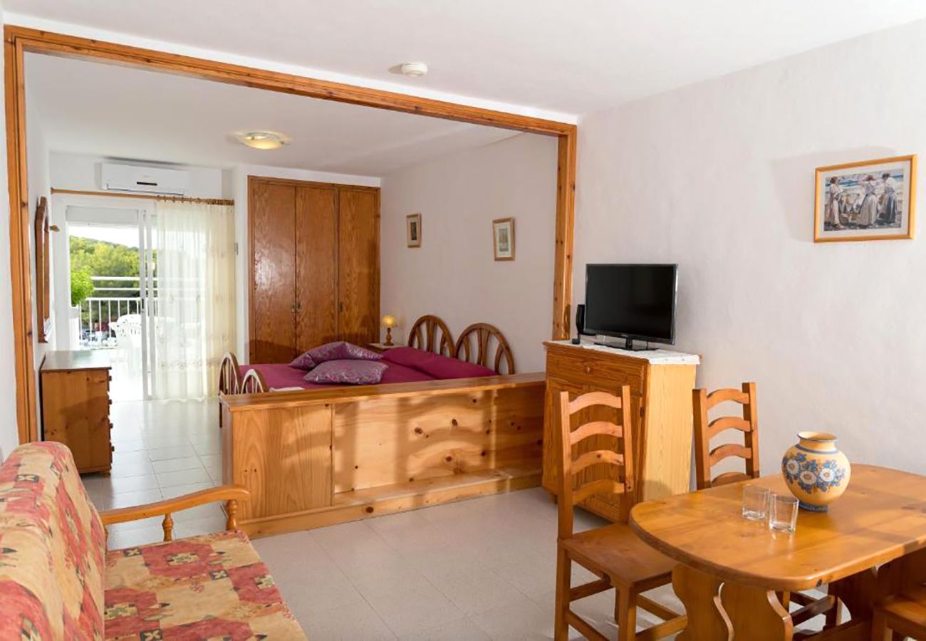 Estudio en Sant Joan de Labritja / San Juan - Flats Friends Es Puet Blanc Estudio Vistas a la Piscina Estudio en Sant Joan de Labritja / San Juan - Flats Friends Es Puet Blanc Estudio Vistas a la Piscina