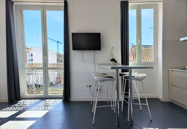 Apartment in Valencia / València - Flats Friends Torres Quart 1 bedroom with terrace Apartment in Valencia / València - Flats Friends Torres Quart 1 bedroom with terrace