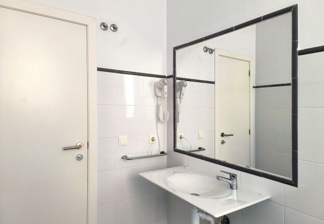 Apartment in Valencia / València - Flats Friends Torres Quart 1 bedroom with terrace Apartment in Valencia / València - Flats Friends Torres Quart 1 bedroom with terrace