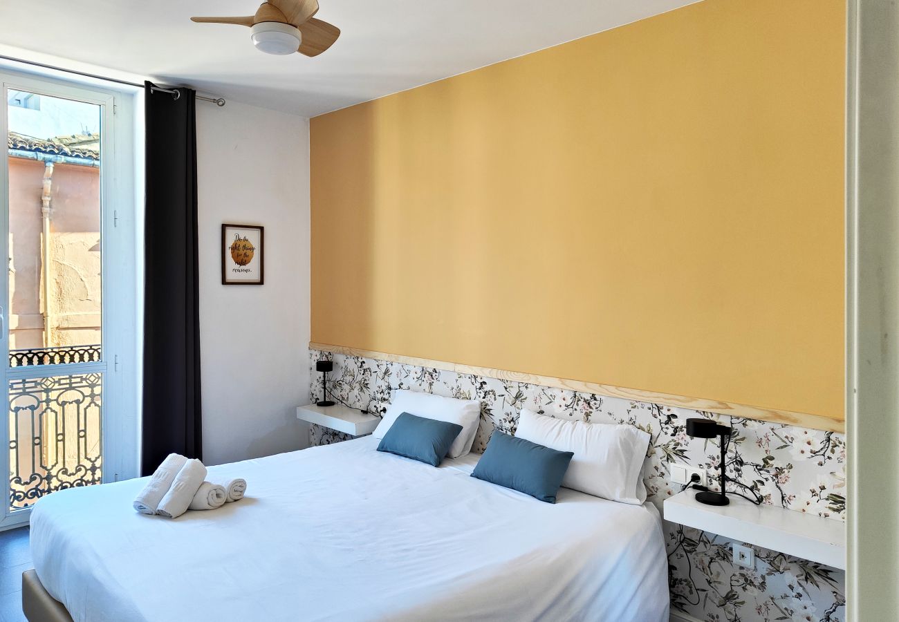 Apartment in Valencia / València - Flats Friends Torres Quart 1 bedroom with terrace Apartment in Valencia / València - Flats Friends Torres Quart 1 bedroom with terrace