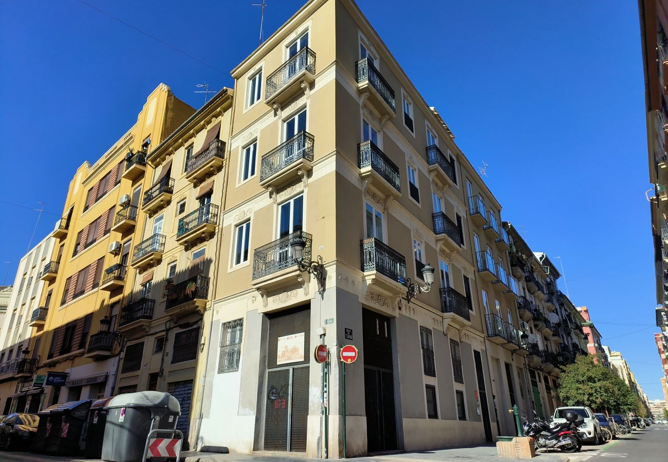 Apartment in Valencia / València - Flats Friends Torres Quart 1 bedroom Apartment in Valencia / València - Flats Friends Torres Quart 1 bedroom