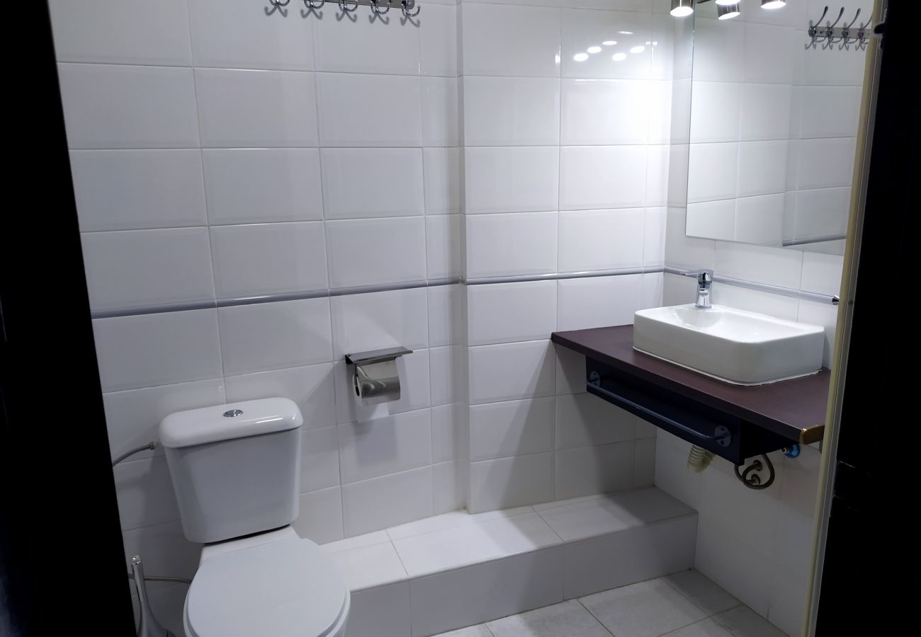 Rent by room in Valencia / València - Plaza de la Reina double room Rent by room in Valencia / València - Plaza de la Reina double room