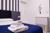 Rent by room in Valencia - Plaza de la Reina double room Rent by room in Valencia - Plaza de la Reina double room