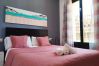 Rent by room in Valencia - Plaza de la Reina quadruple room with views Rent by room in Valencia - Plaza de la Reina quadruple room with views