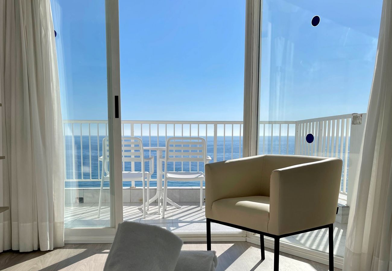 Rent by room in Benidorm - Flats Friends Hotel Mar Blau Penthouse Sea View