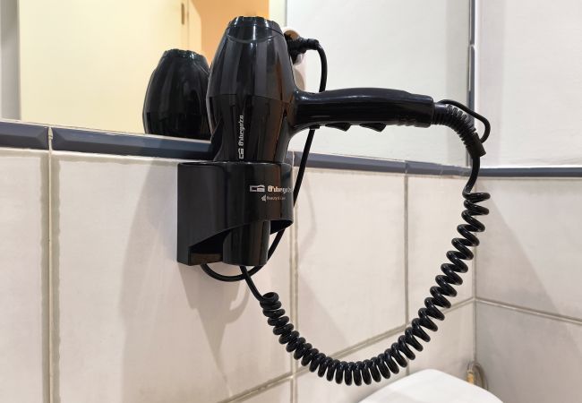 Appartamento a Valencia / València - Flats Friends Nave 1 camera Appartamento a Valencia / València - Flats Friends Nave 1 camera