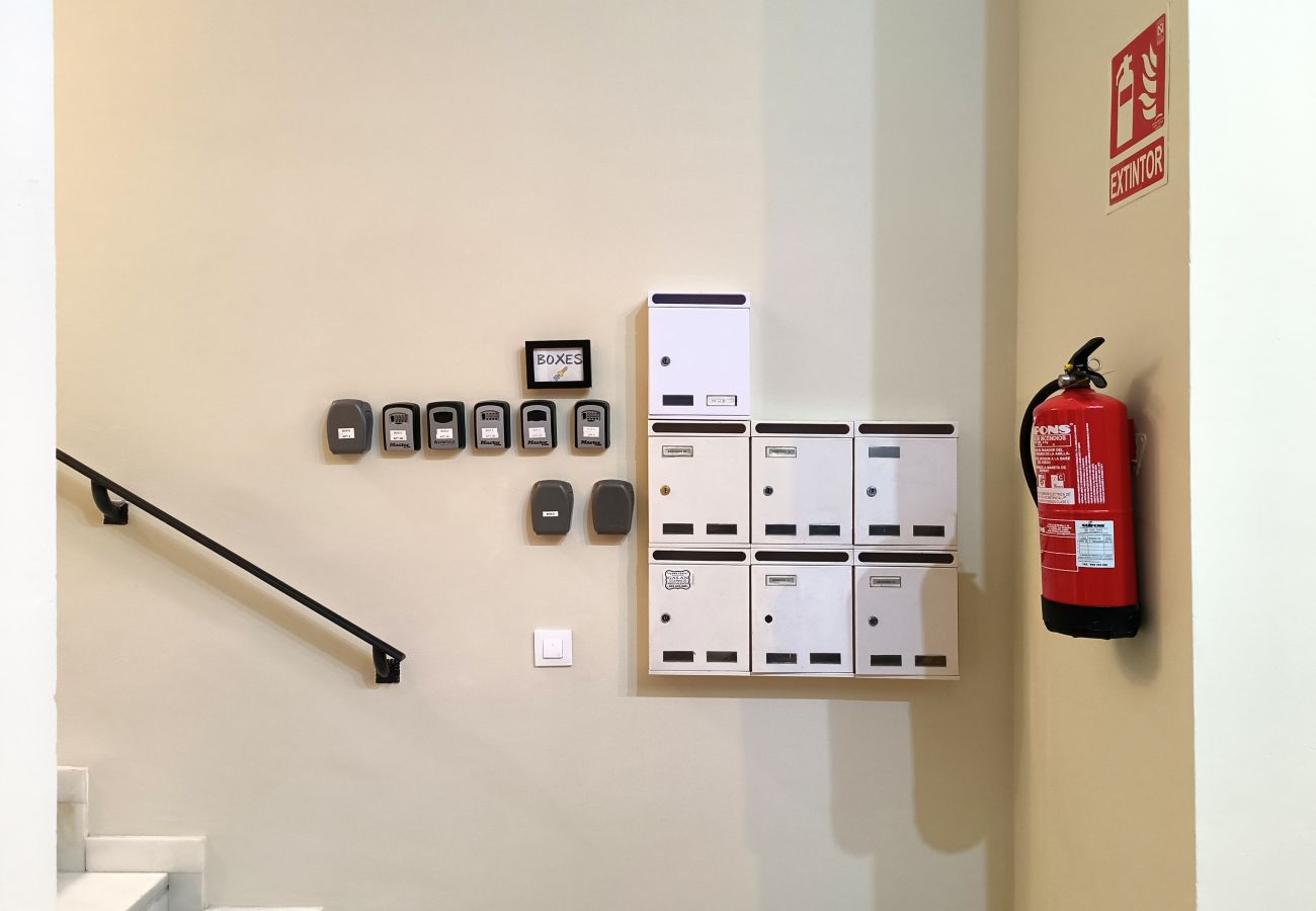 Appartamento a Valencia / València - Flats Friends Nave 1 camera Appartamento a Valencia / València - Flats Friends Nave 1 camera