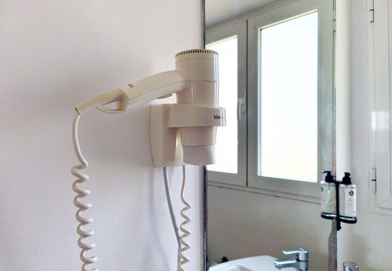 Appartamento a Valencia / València - Flats Friends Nave 1 camera con terrazza Appartamento a Valencia / València - Flats Friends Nave 1 camera con terrazza